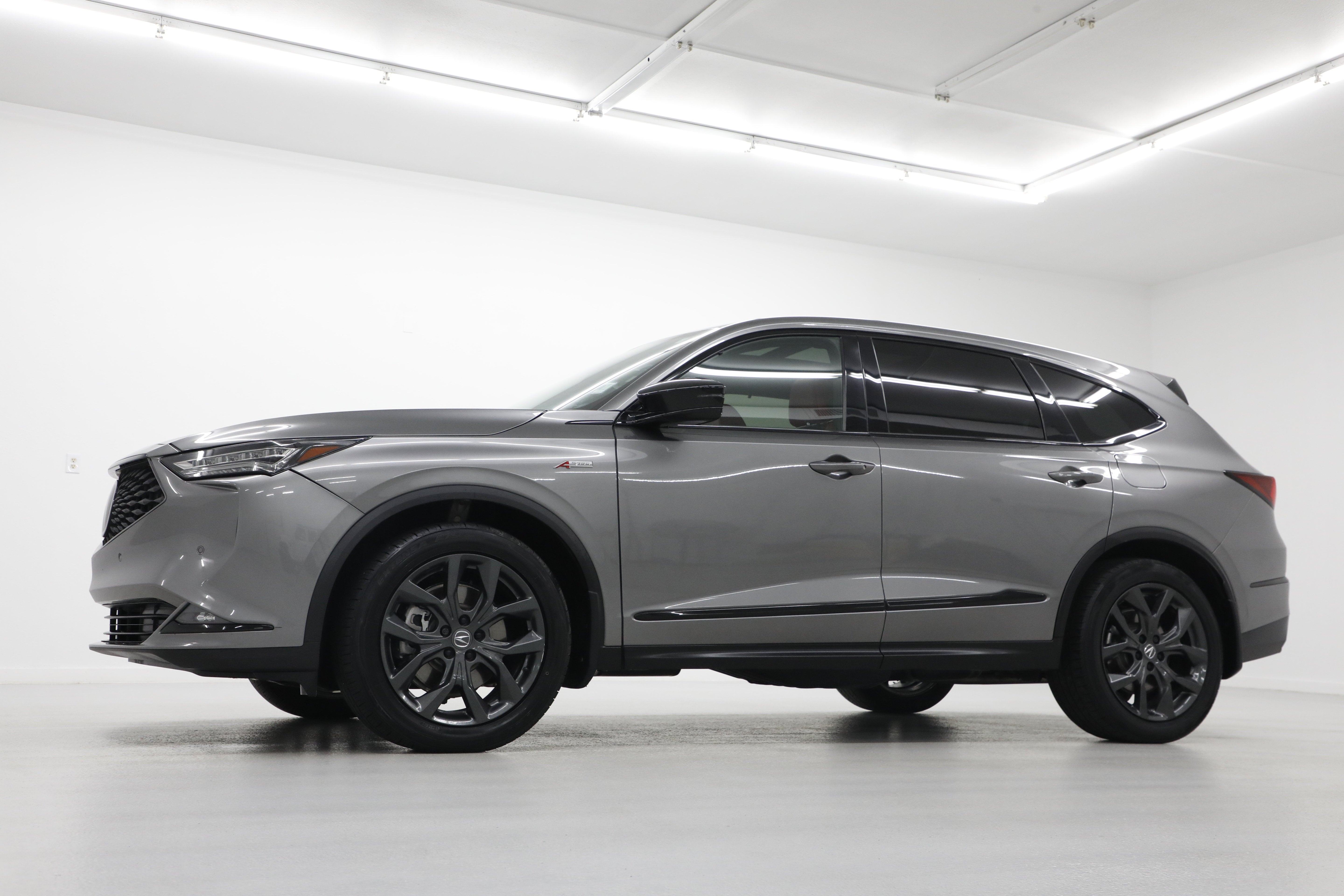 2022 Acura MDX w/A-Spec Package