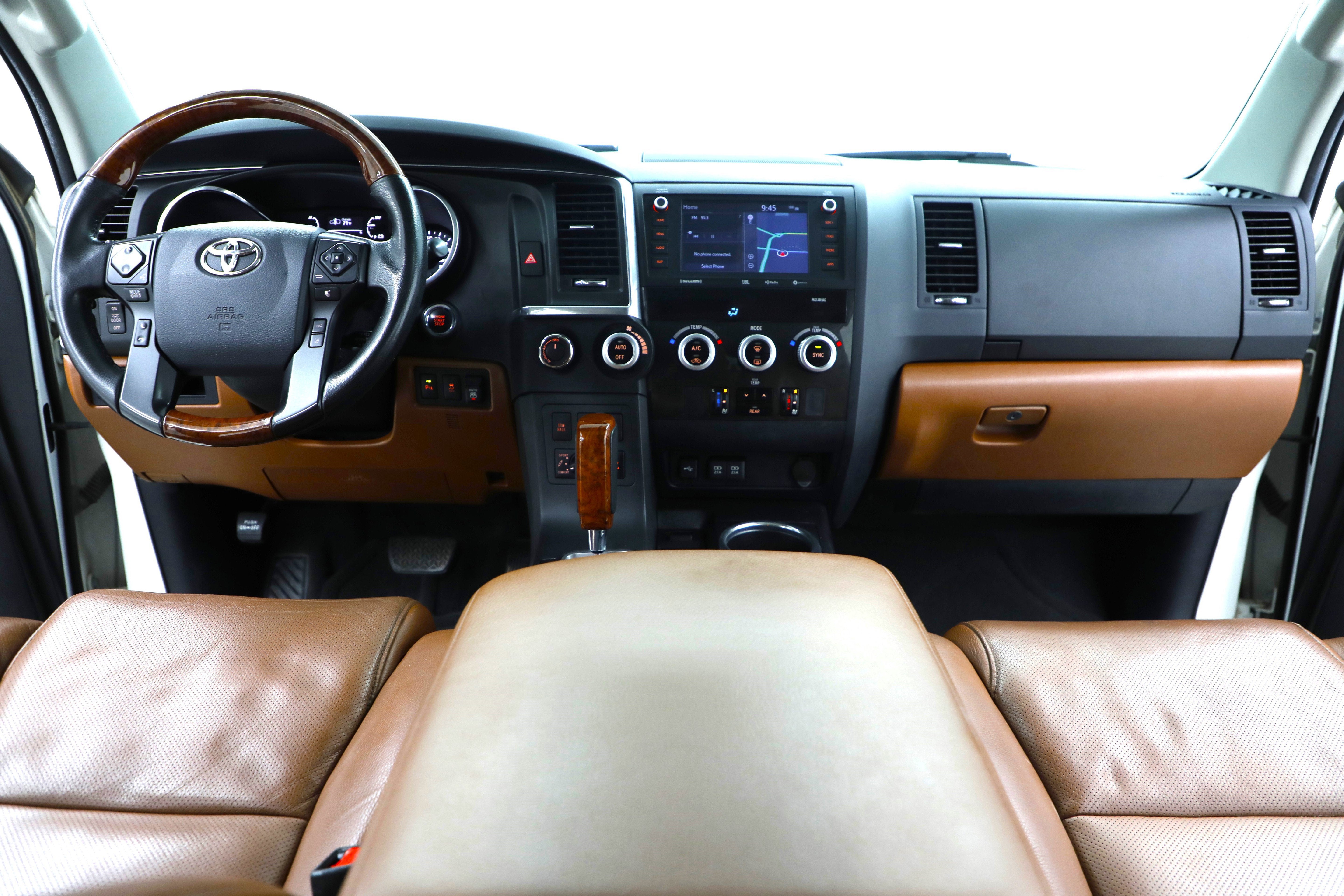 2020 Toyota Sequoia Platinum