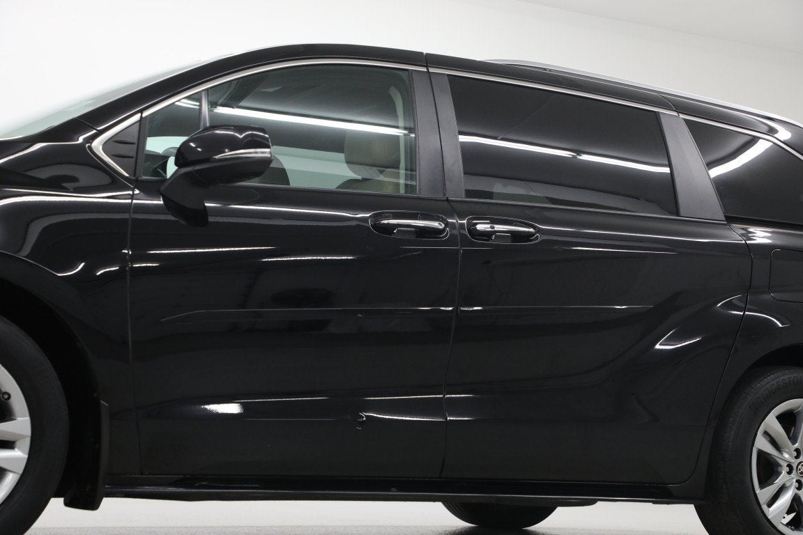 2023 Toyota Sienna Limited