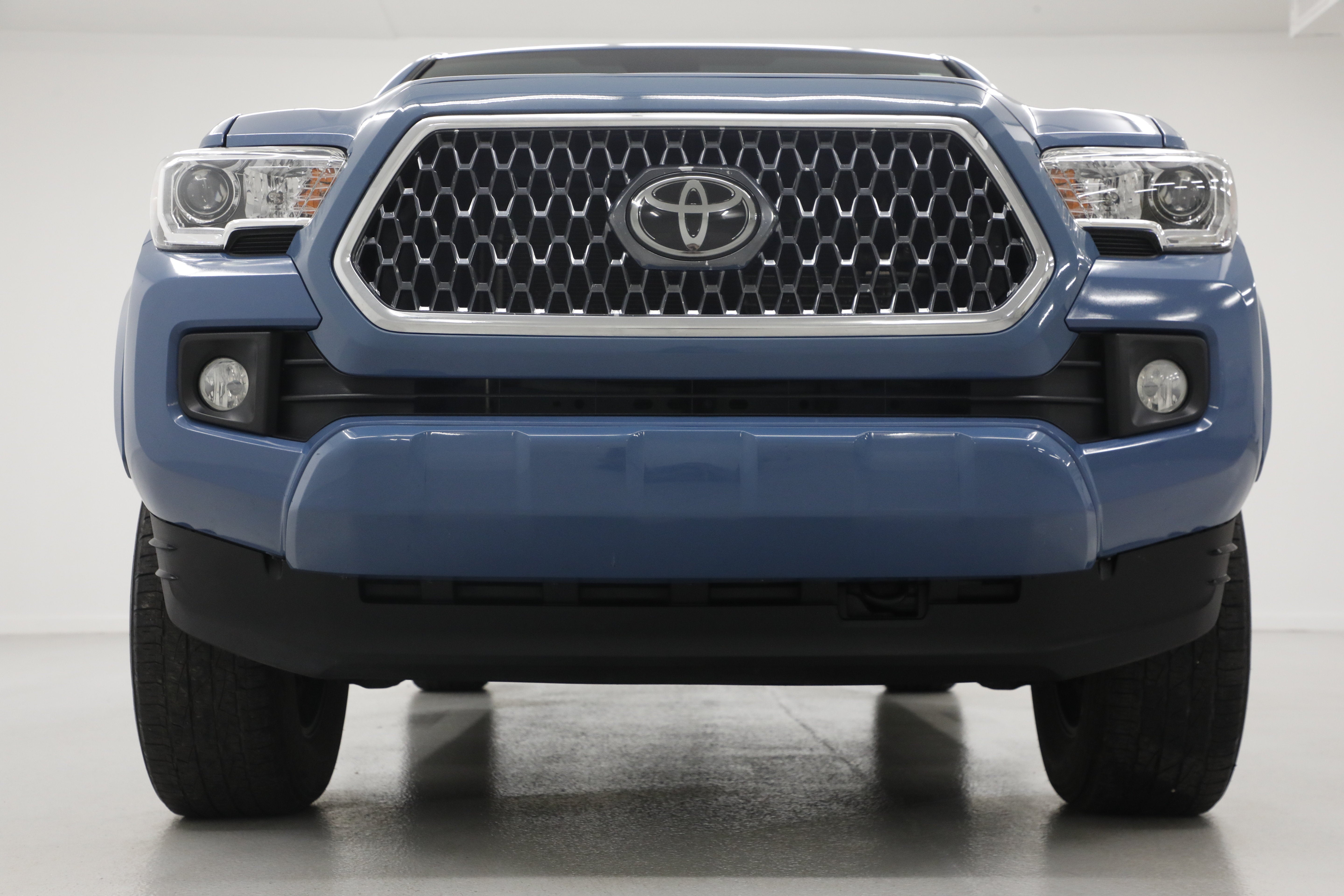 2019 Toyota Tacoma 4WD SR