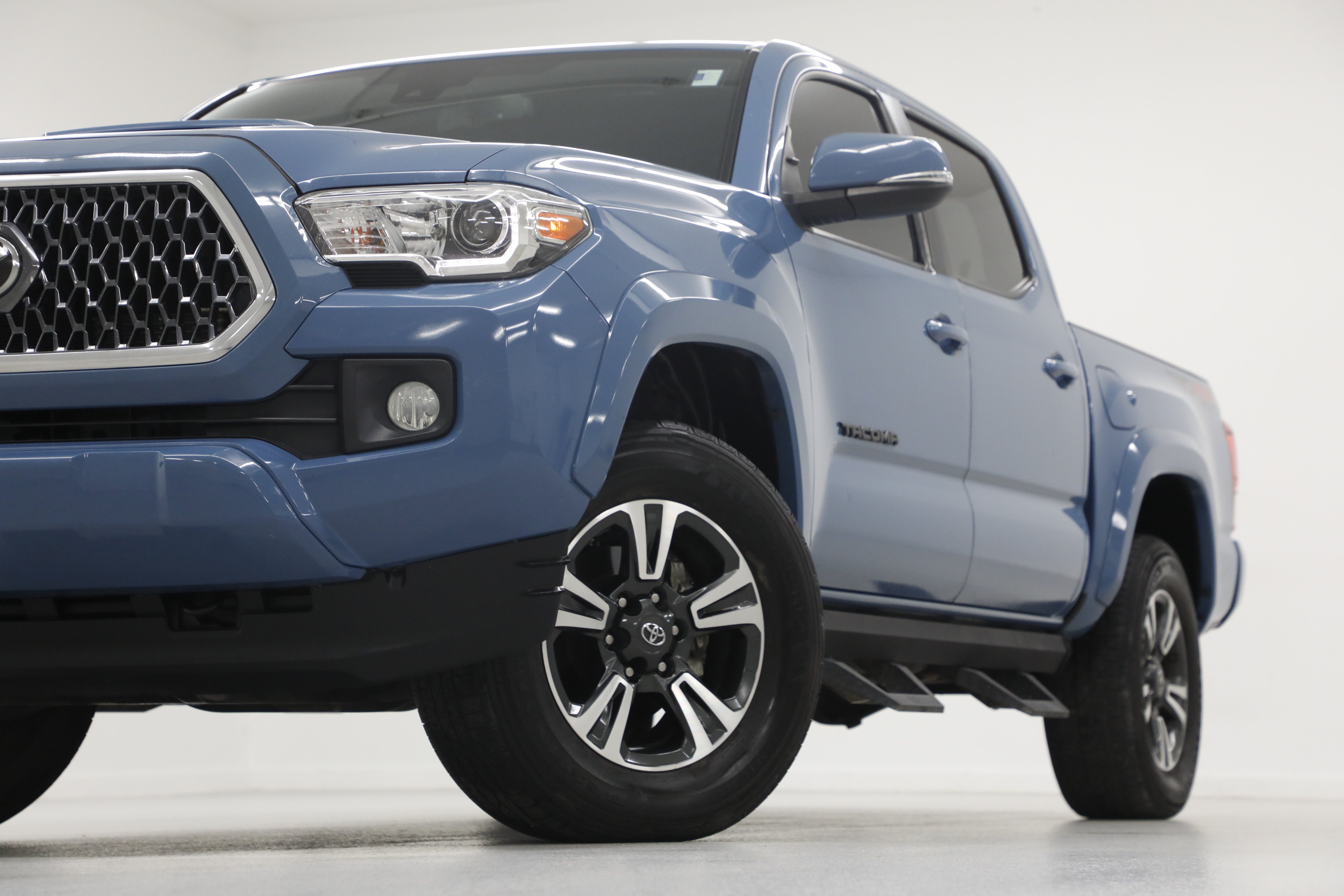 2019 Toyota Tacoma 4WD SR
