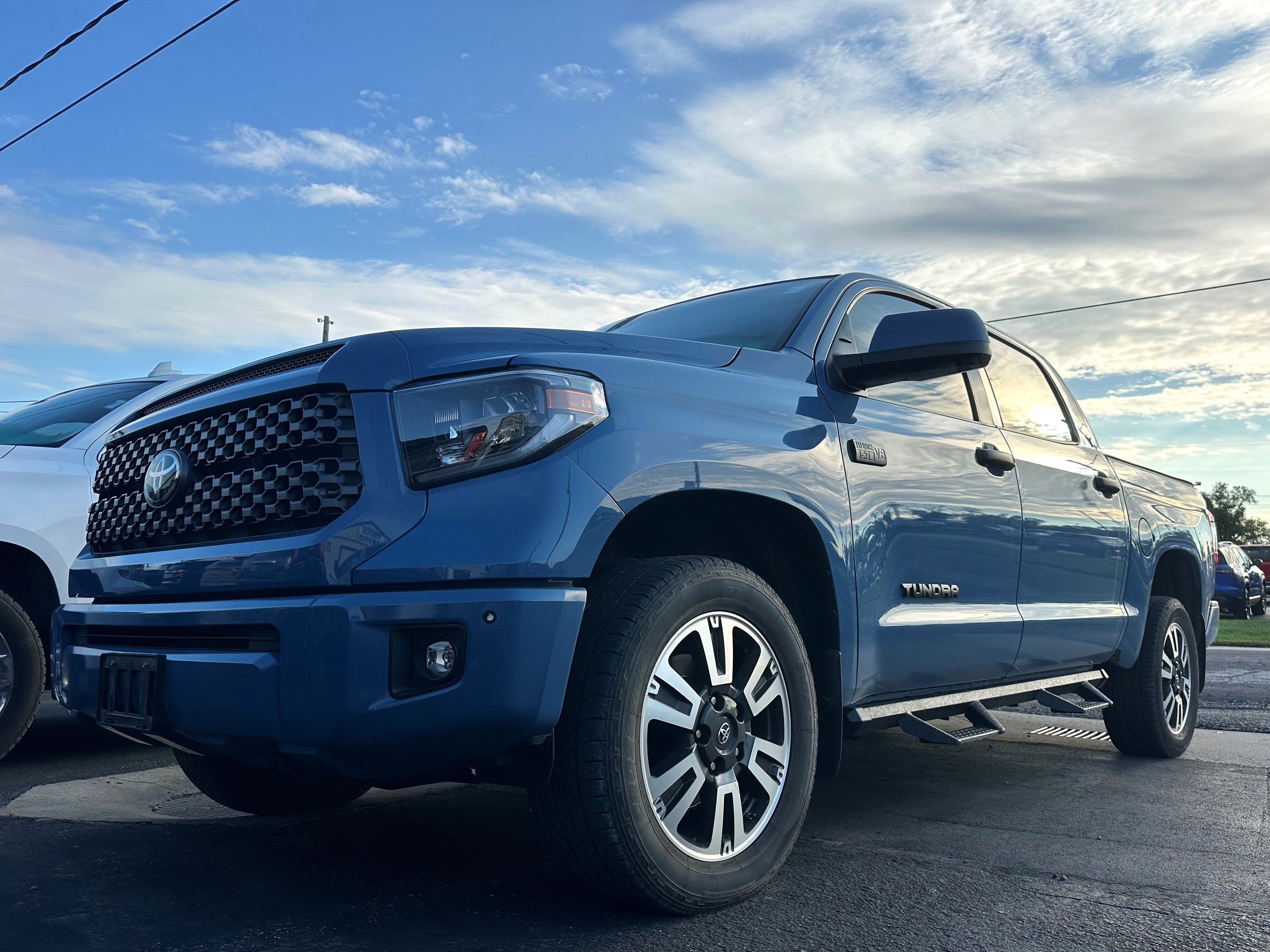 2019 Toyota Tundra 4WD SR5