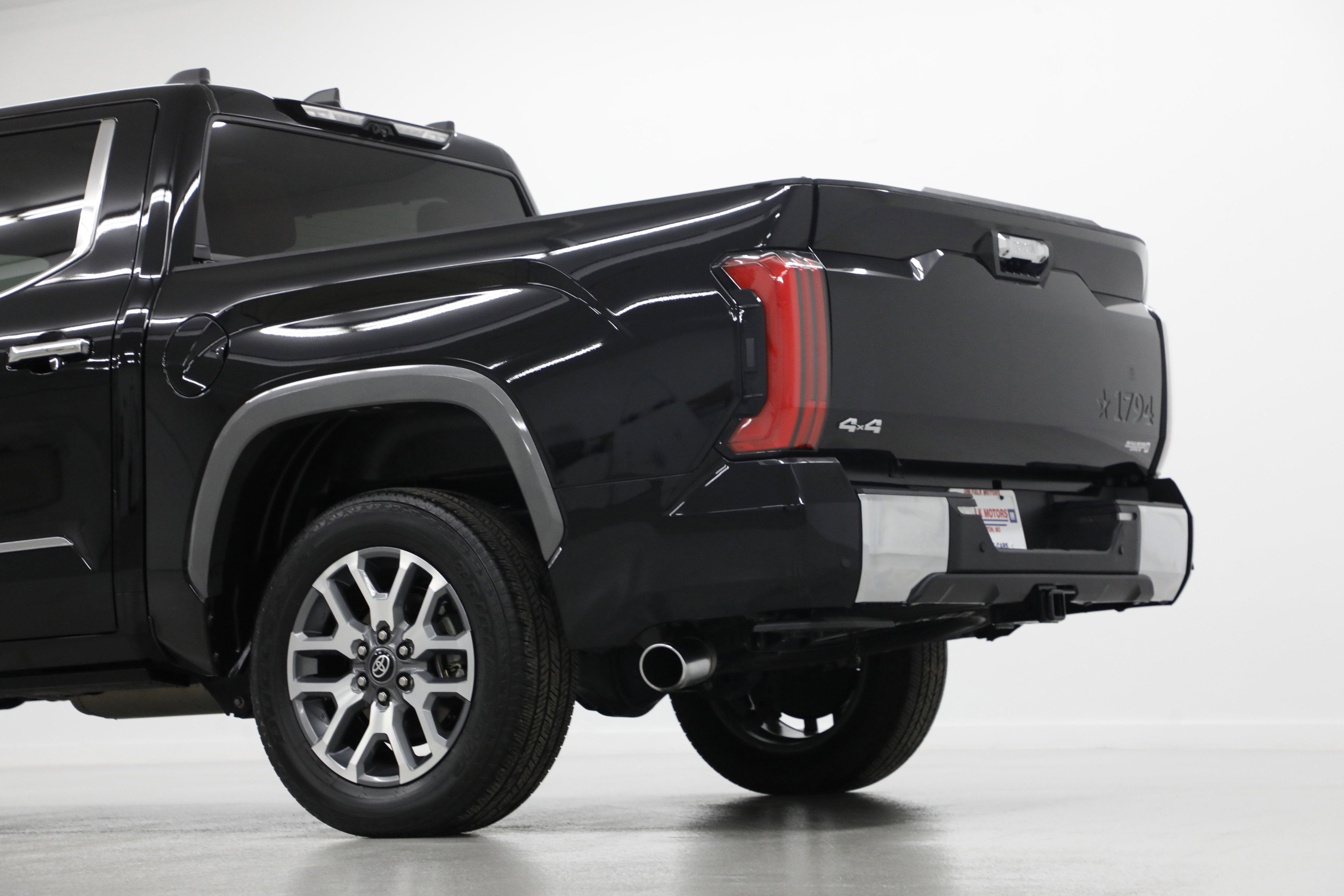 2025 Toyota Tundra 4WD 1794 Edition