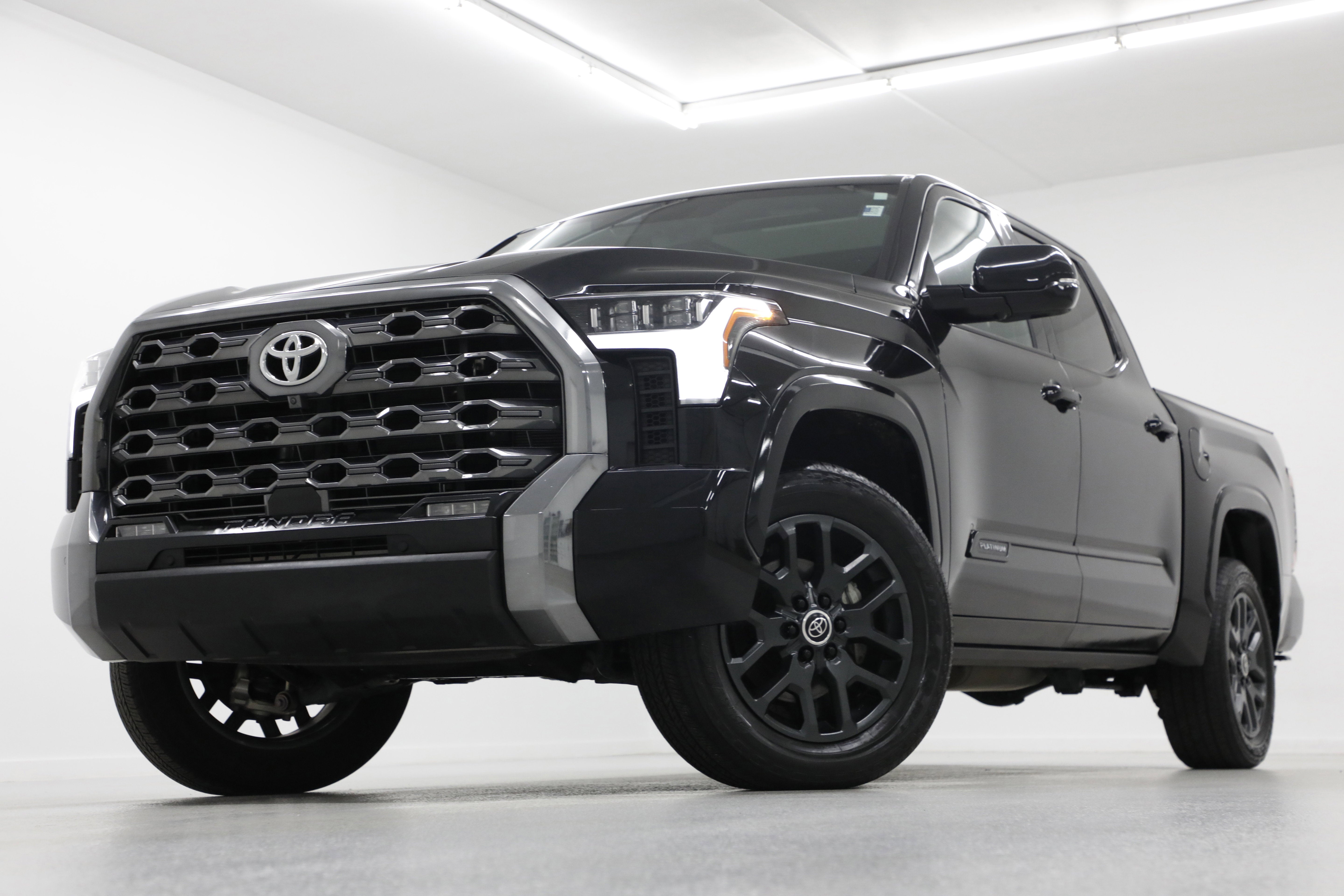 2024 Toyota Tundra 4WD Platinum