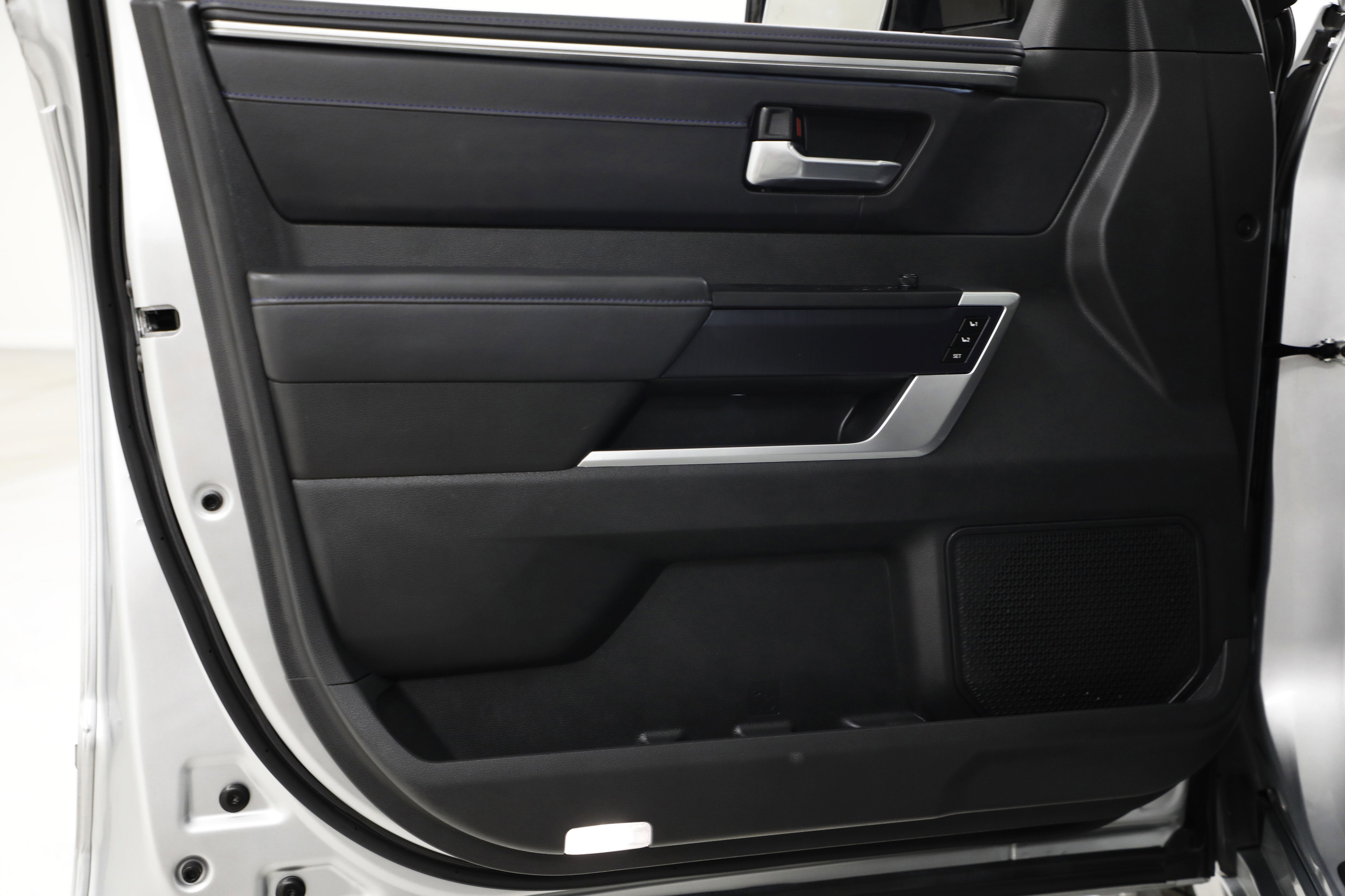 2025 Toyota Tundra 4WD Platinum
