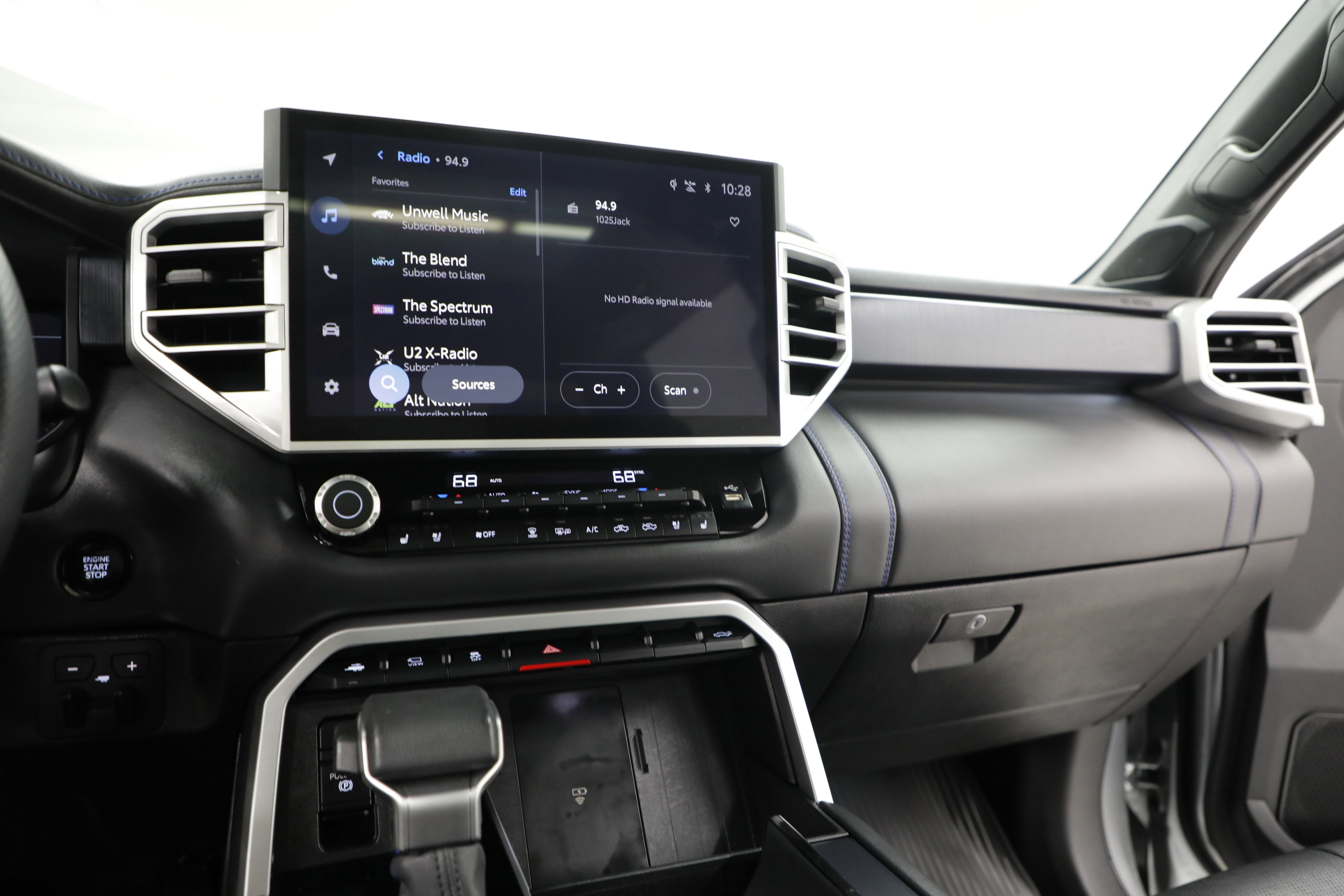 2025 Toyota Tundra 4WD Platinum