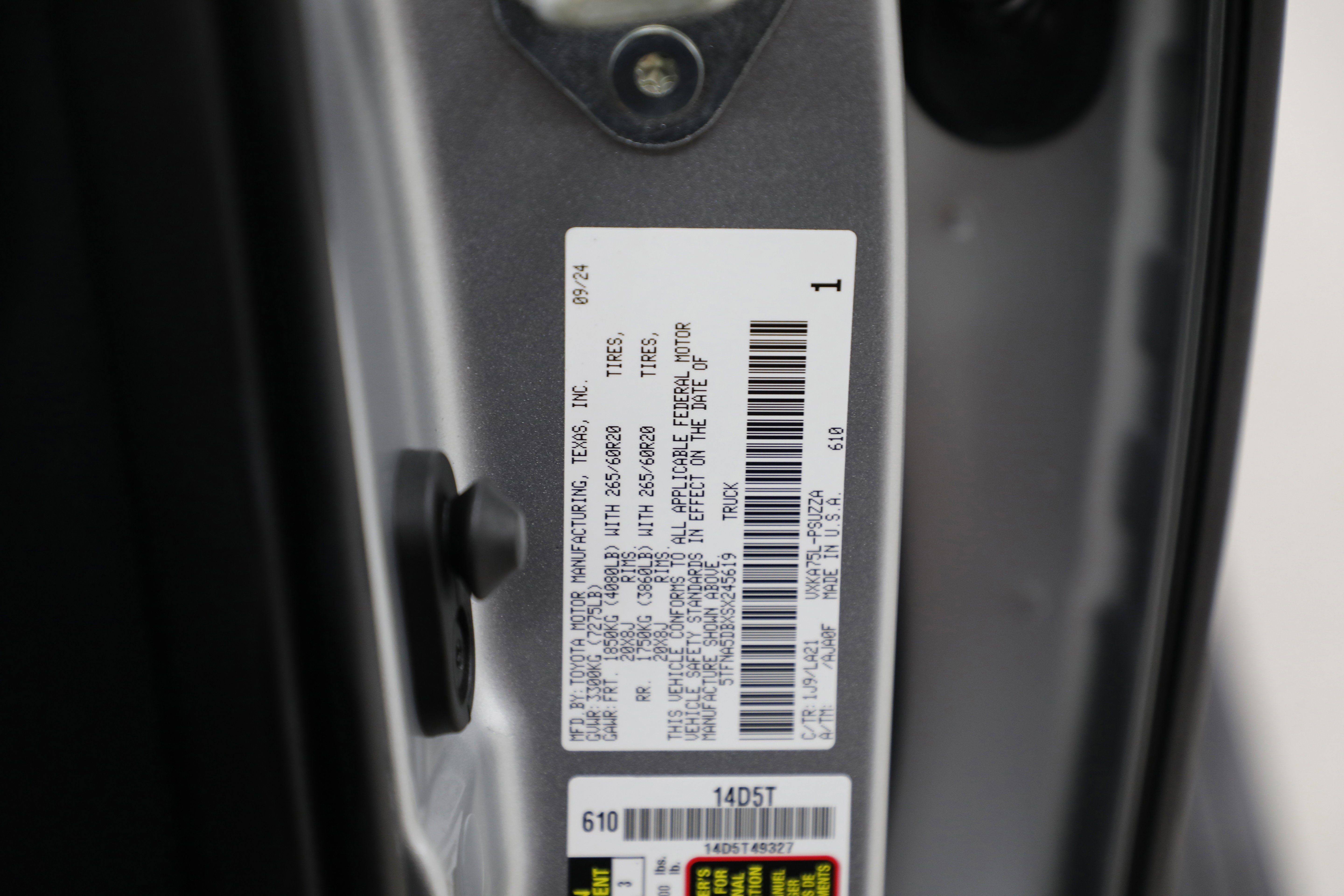 2025 Toyota Tundra 4WD Platinum