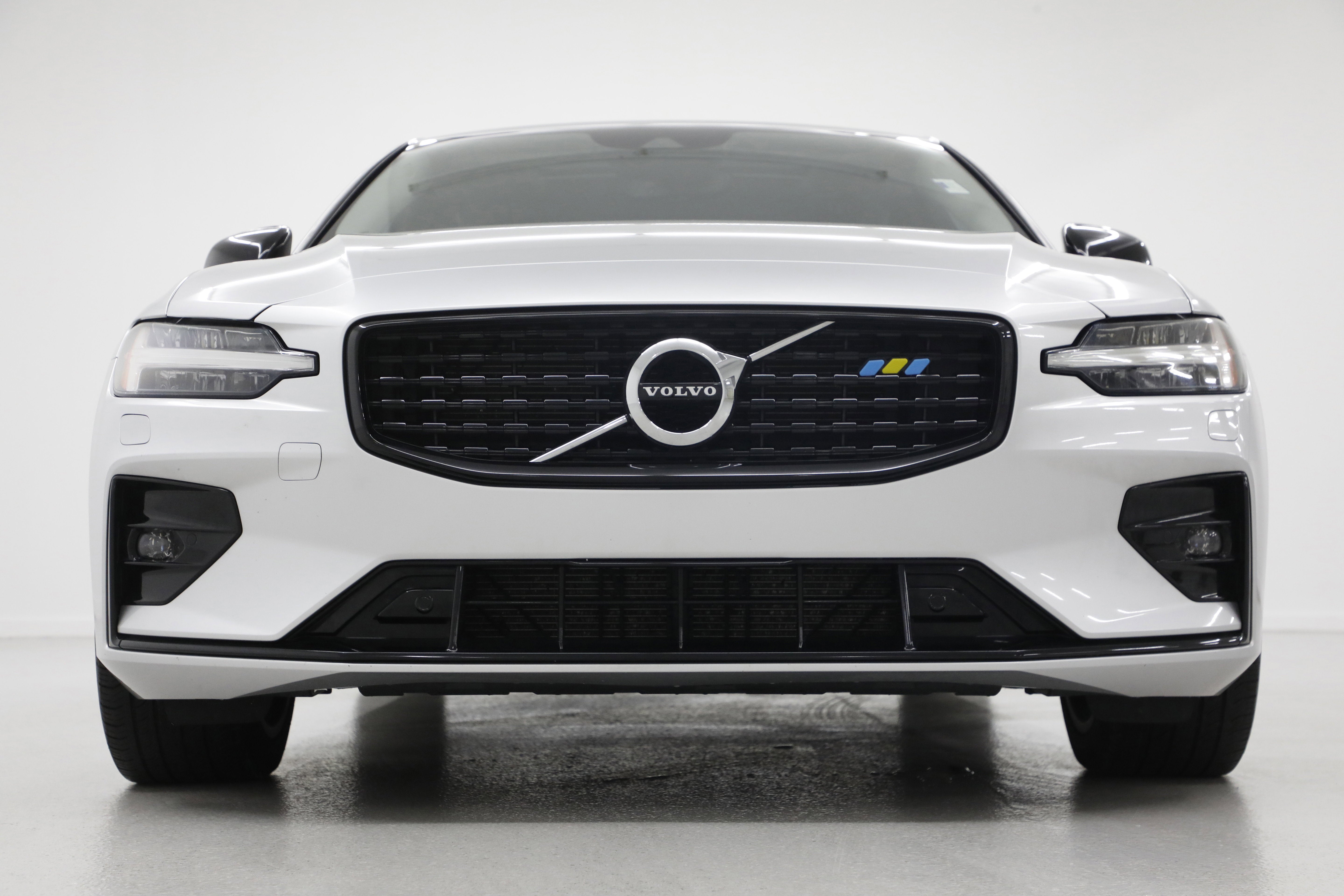 2022 Volvo S60 Momentum