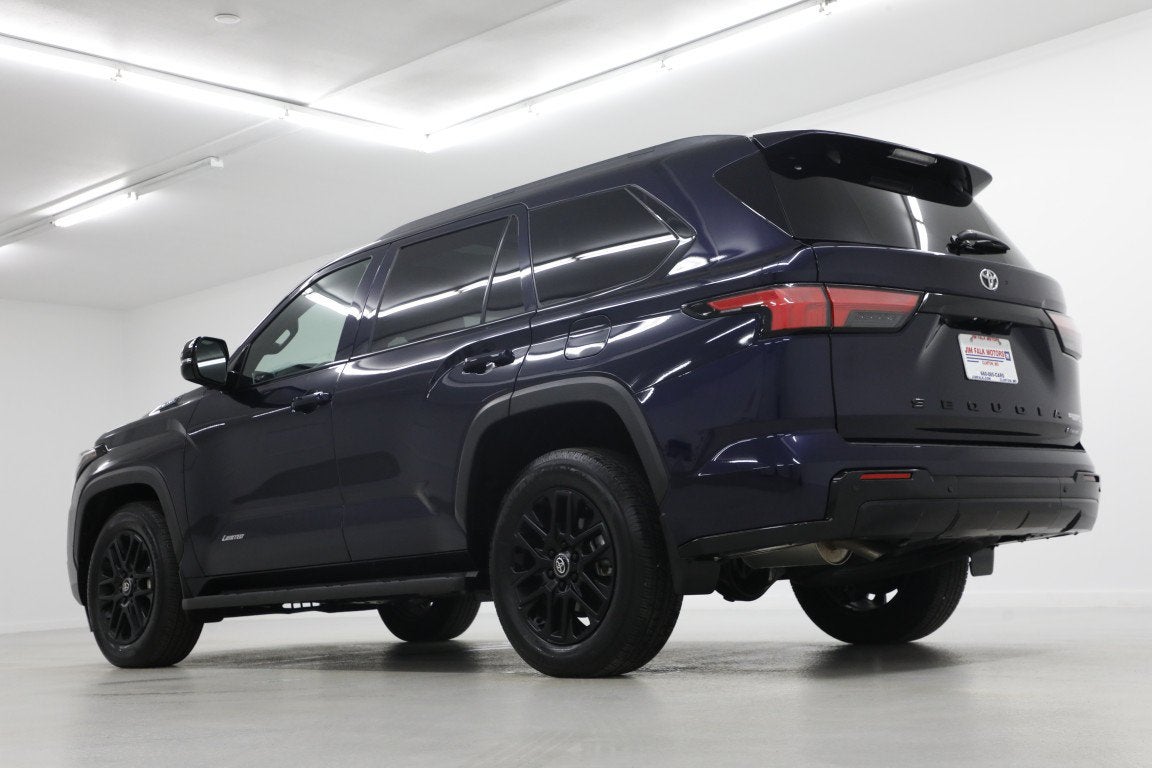 2026 Toyota Sequoia SR5