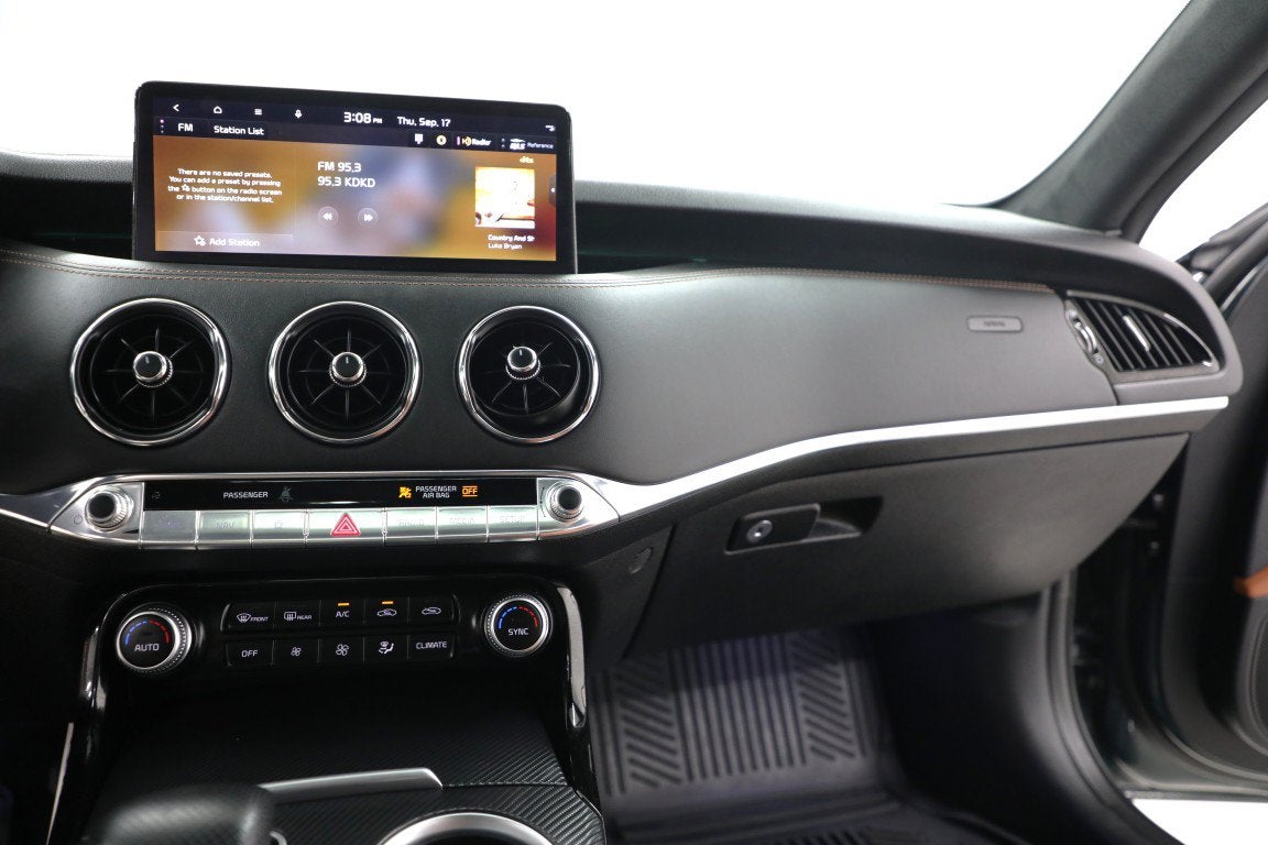 2023 Kia Stinger GT2