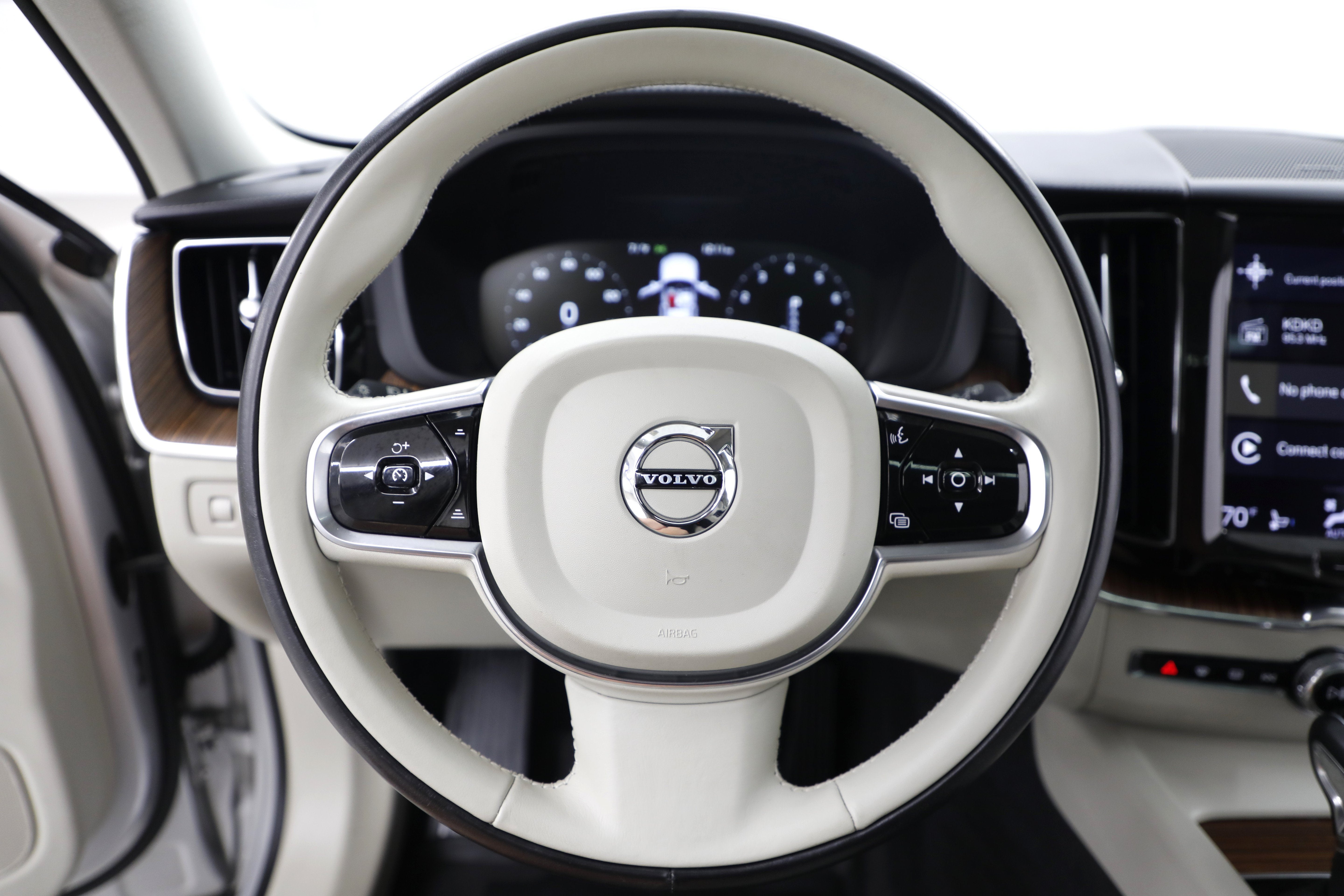 2019 Volvo XC60 Inscription