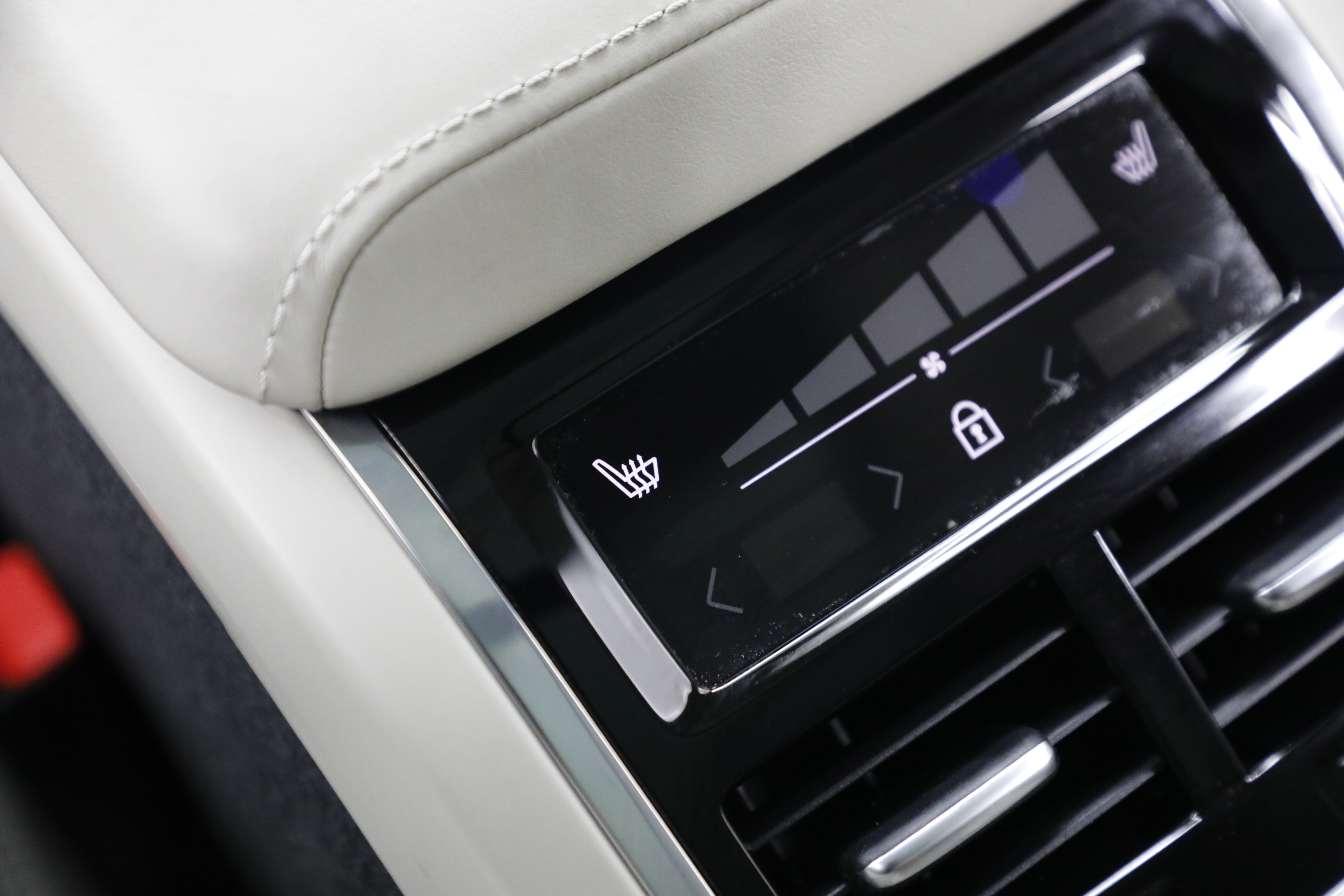 2019 Volvo XC60 Inscription