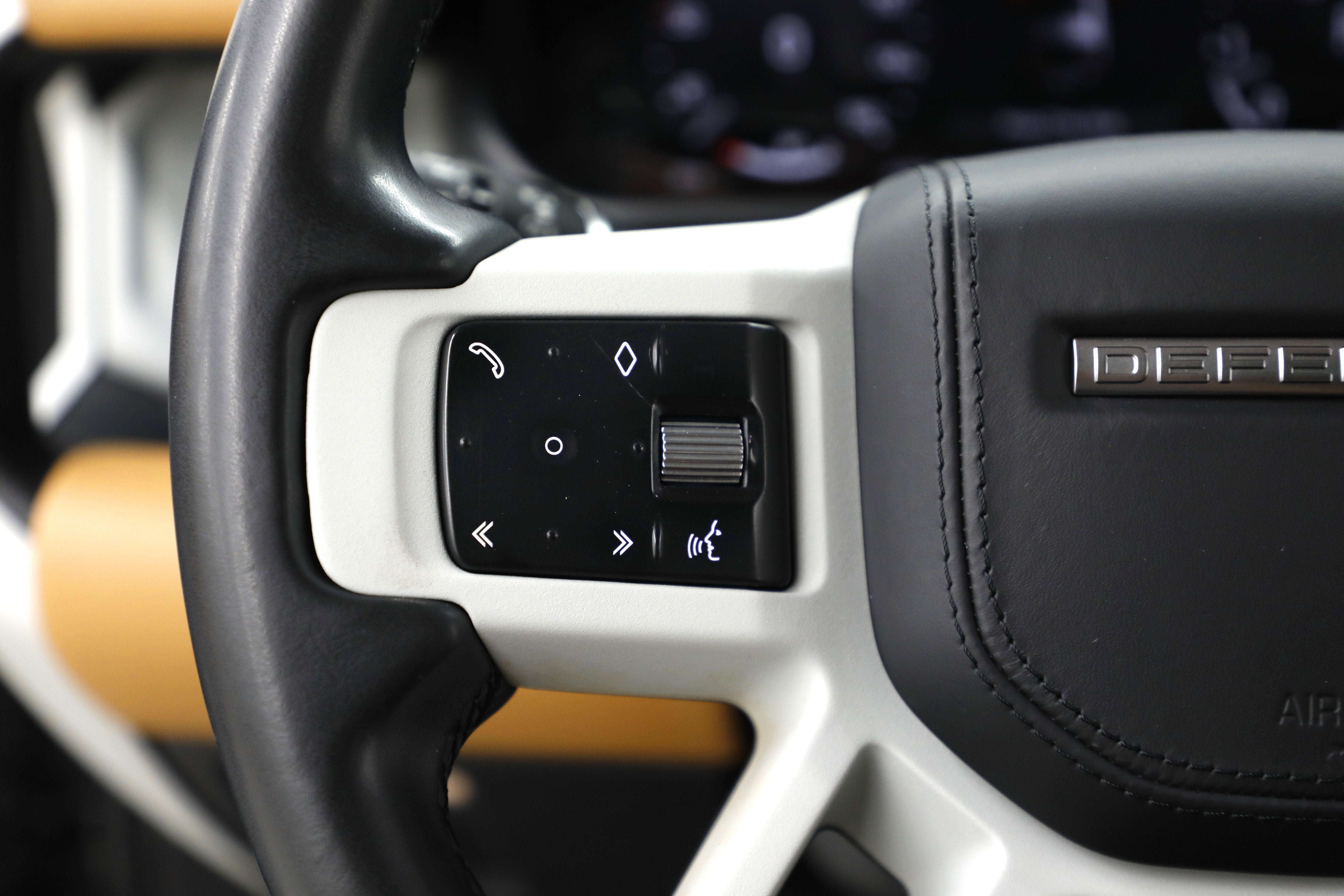 2023 Land Rover Defender First Edition