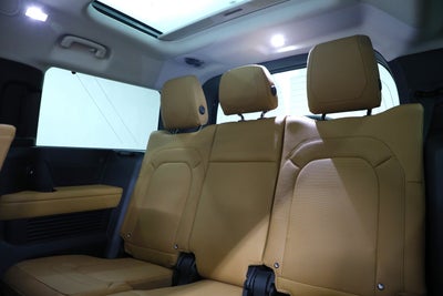 2023 Land Rover Defender First Edition