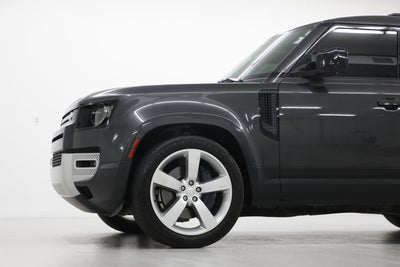 2023 Land Rover Defender First Edition