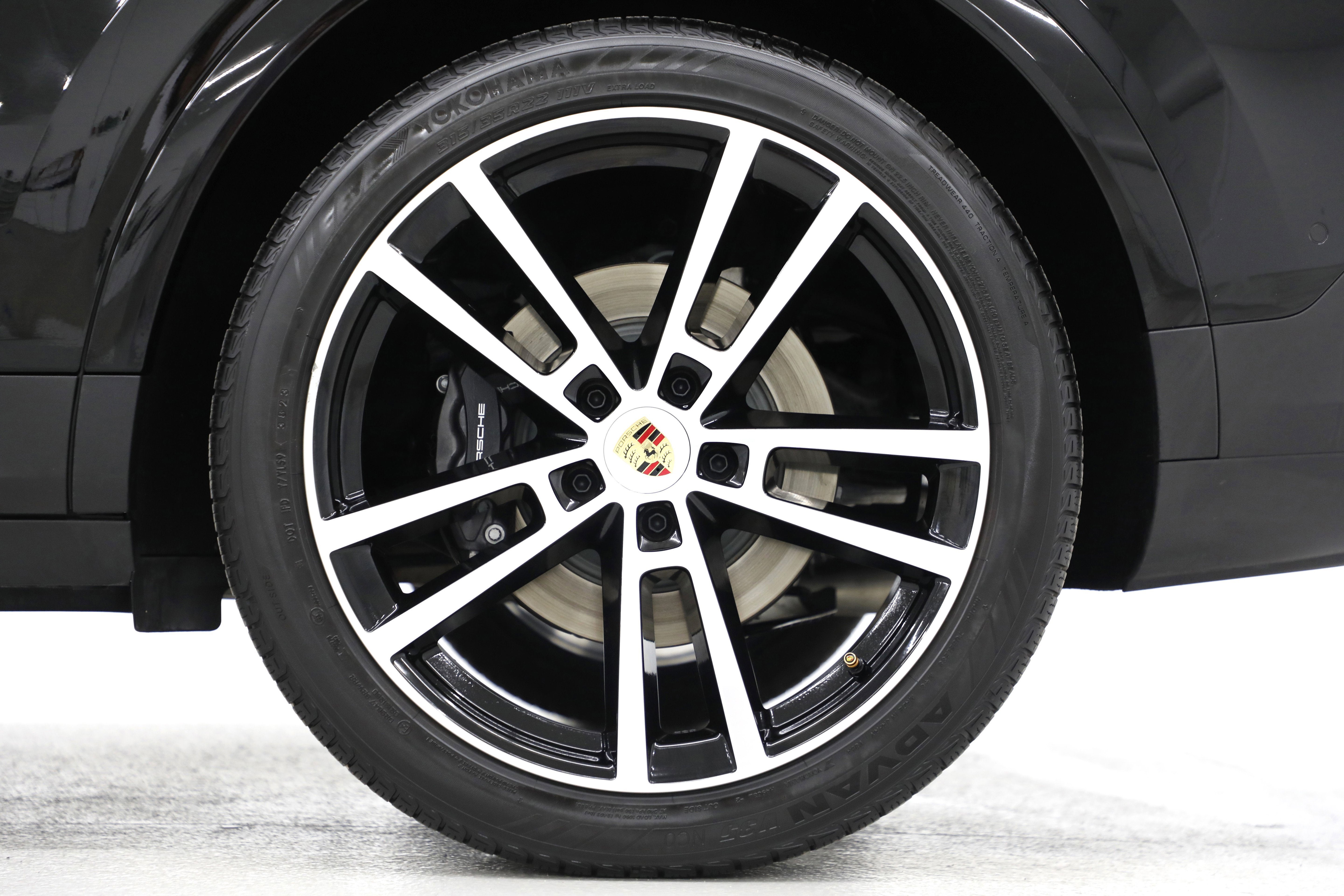 2024 Porsche Cayenne NA