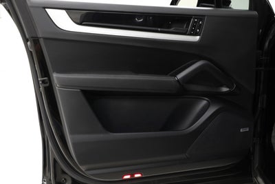 2024 Porsche Cayenne NA