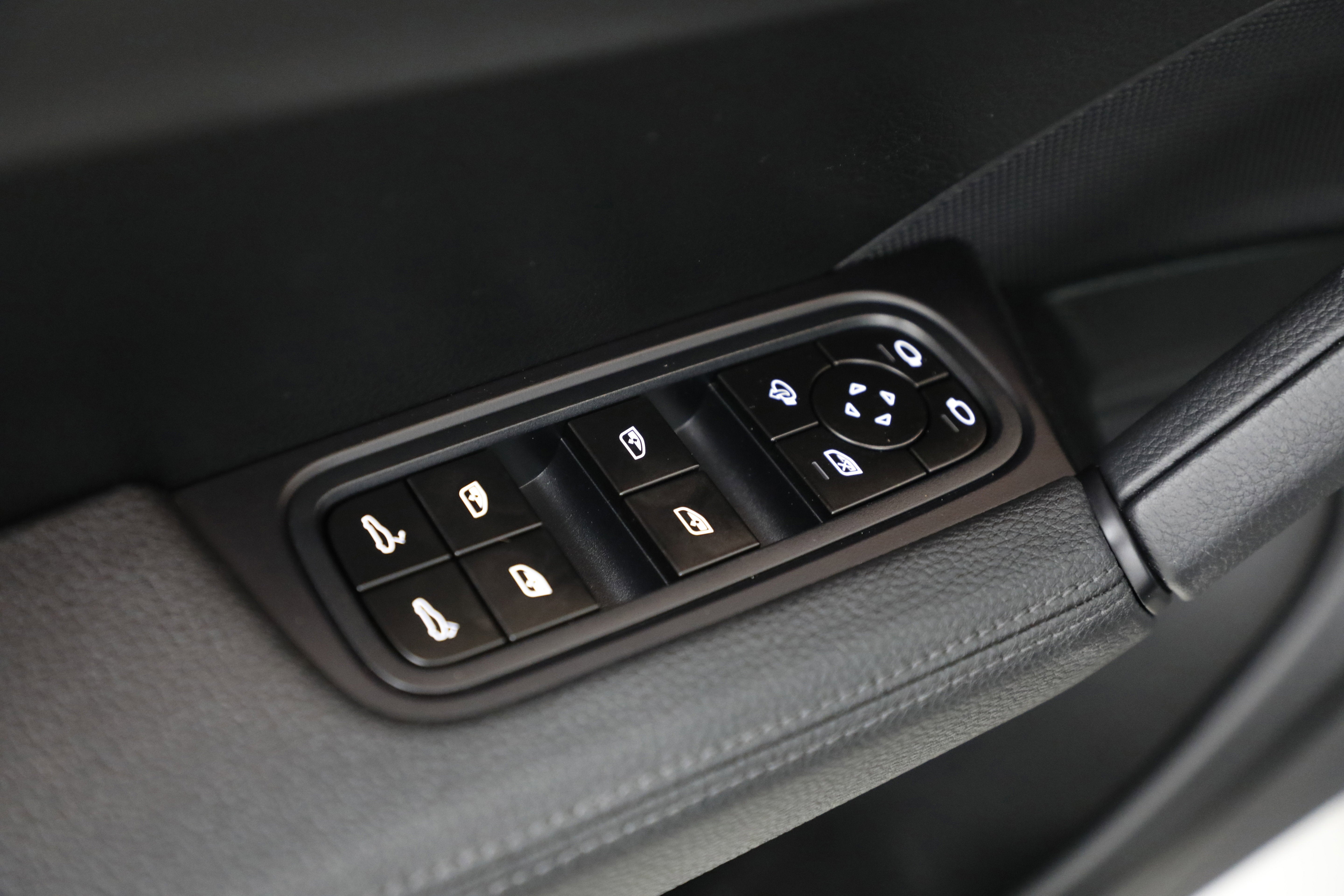 2024 Porsche Cayenne NA