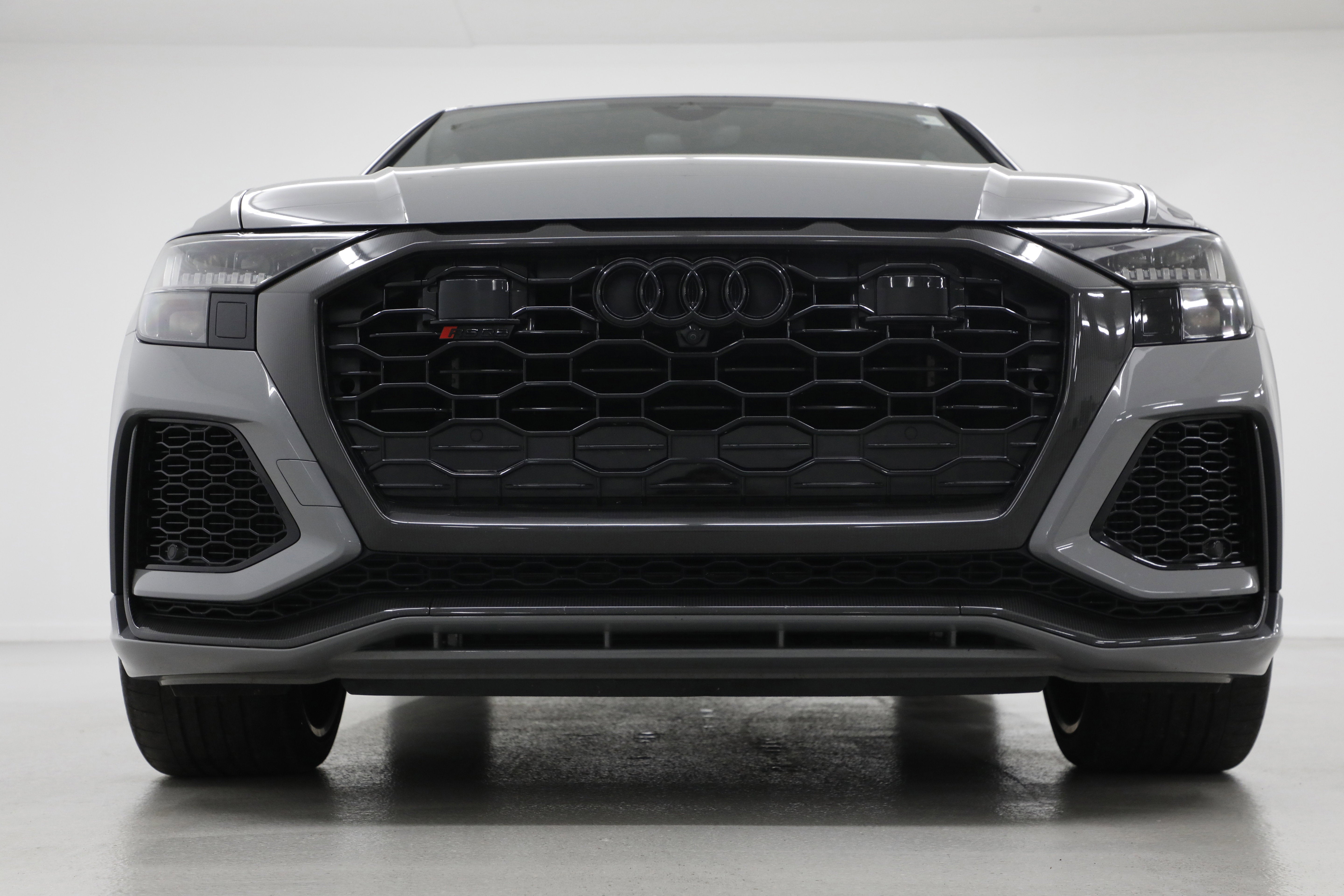 2023 Audi RS Q8 NA